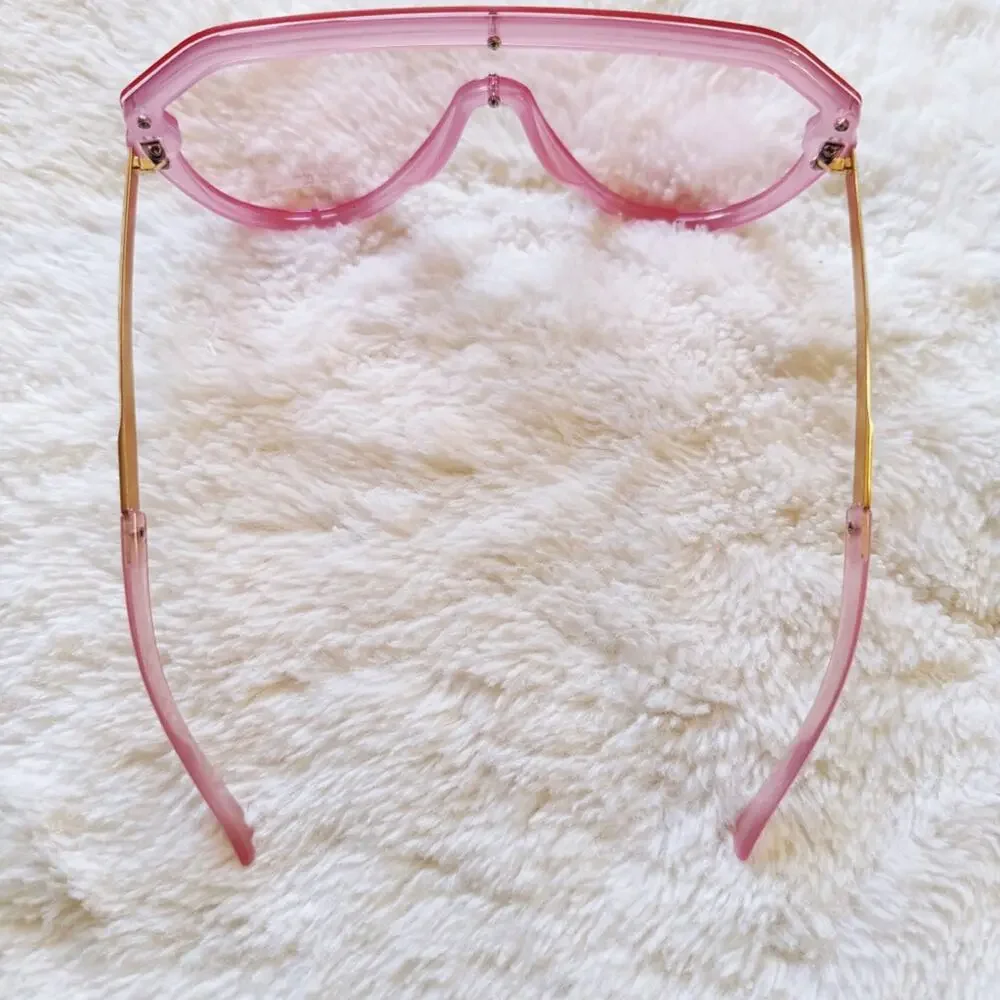 Stylens bold futuristic